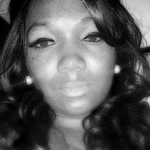 Meet your Posher, Lakena